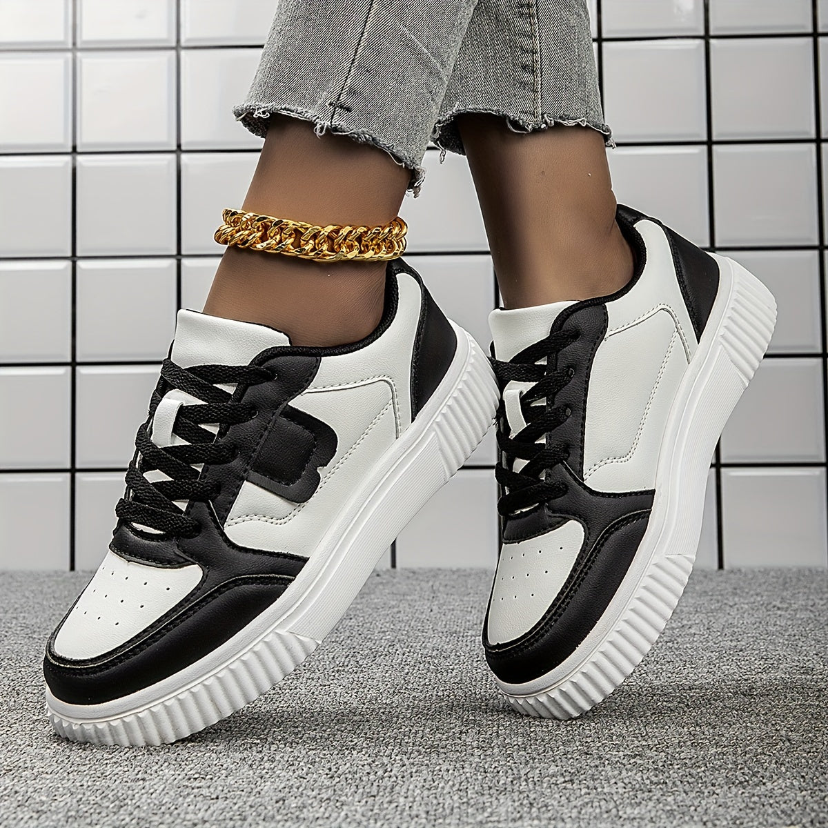 Strivora™ Plus Size Fashion Sneakers