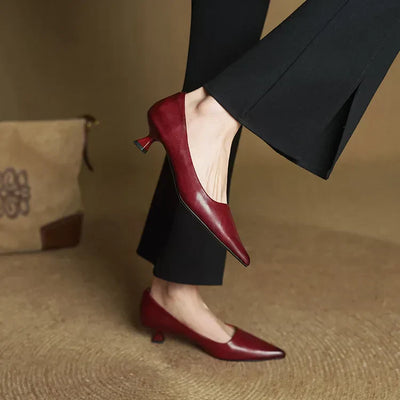 VeraElegance™ Leather Décolleté