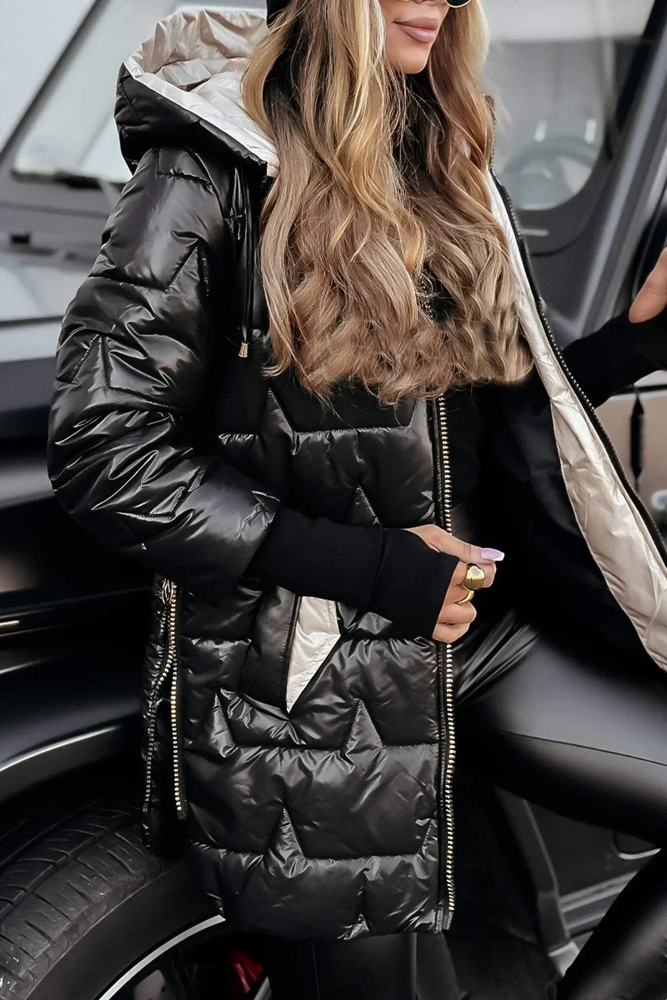 Savrani™ | Elegant Padded Winter Coat with Hood